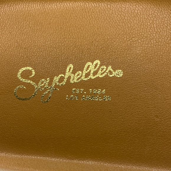 Seychelles Slides - Picture 2 of 4